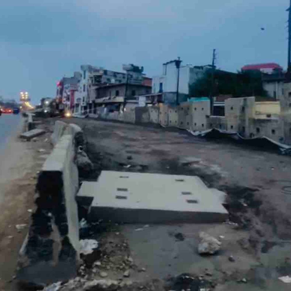 गोरखपुर में पादरी बाजार फ्लाईओवर का 94% काम पूरा:दशहरा से पहले शुरू करने की तैयारी, जाम से जल्द मिलेगी बड़ी राहत