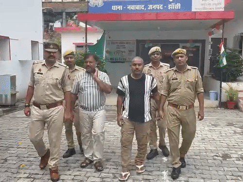 6 सटोरियों ने 1.10 करोड़ का ऑनलाइन सट्‌टा खिलाया:झांसी में पुलिस को 3 बेवसाइट पर ट्रांजेक्शन डिटेल मिली, सरगना धर्मेंद्र साहू फरार