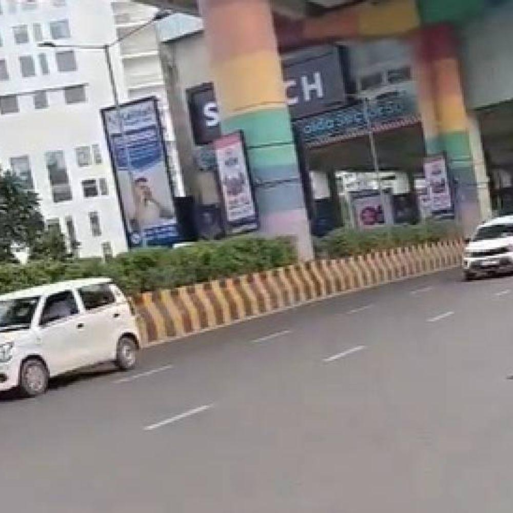 नोएडा में टेम्प्रेचर 34°C:तेज धूप निकली, रुक-रुककर हवा बह रही, कल से बारिश का अलर्ट
