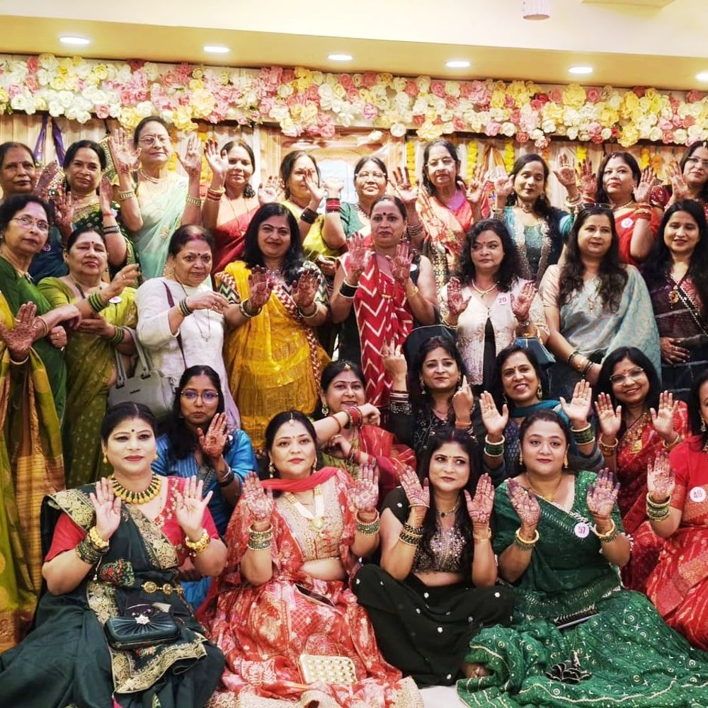 महिलाओं ने पारंपरिक श्रृंगार, संगीत और नृत्य का आनंद लिया:लखनऊ में तीज उत्सव की धूम, कई मनोरंजक प्रतियोगिताएं हुईं