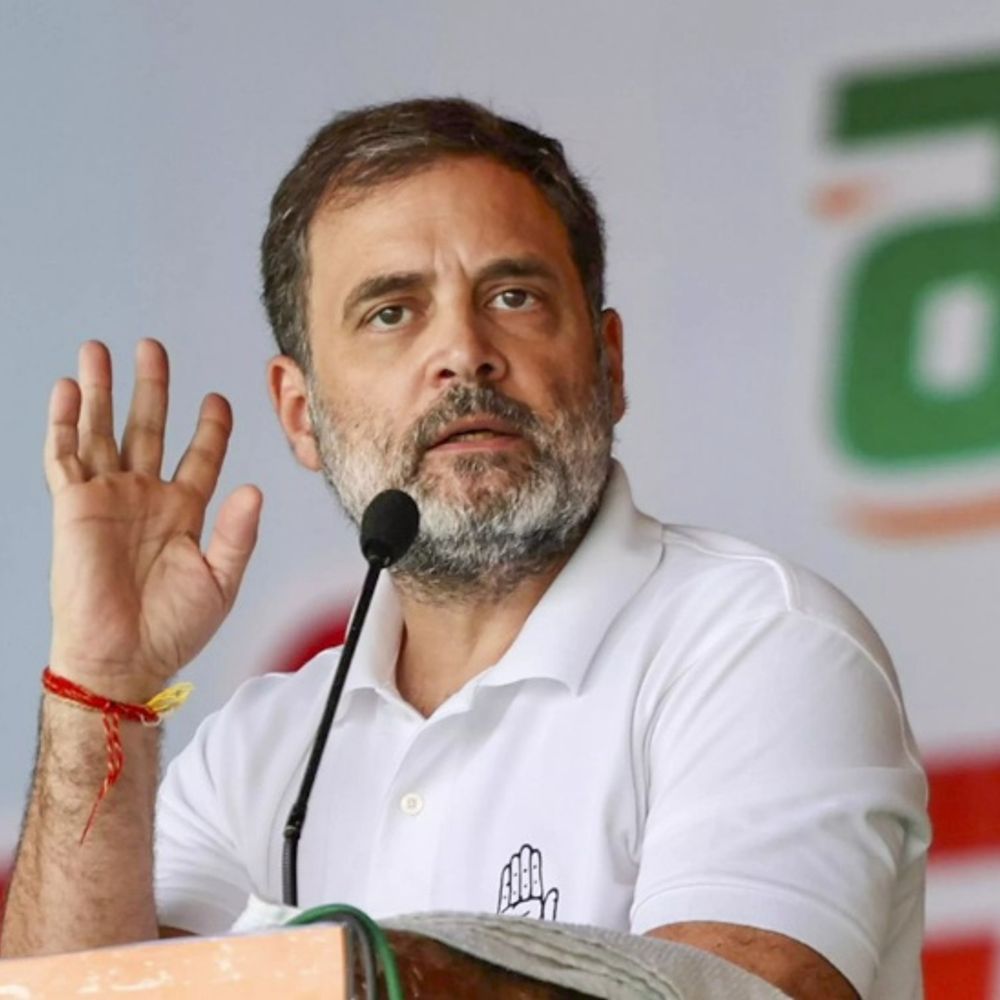 
                 राहुल गांधी की याचिका पर सुप्रीम कोर्ट में आज सुनवाई:आय से अधिक संपत्ति से जुड़ा है मामला; इलाहाबाद हाईकोर्ट के आदेश को चुनौती दी 
            