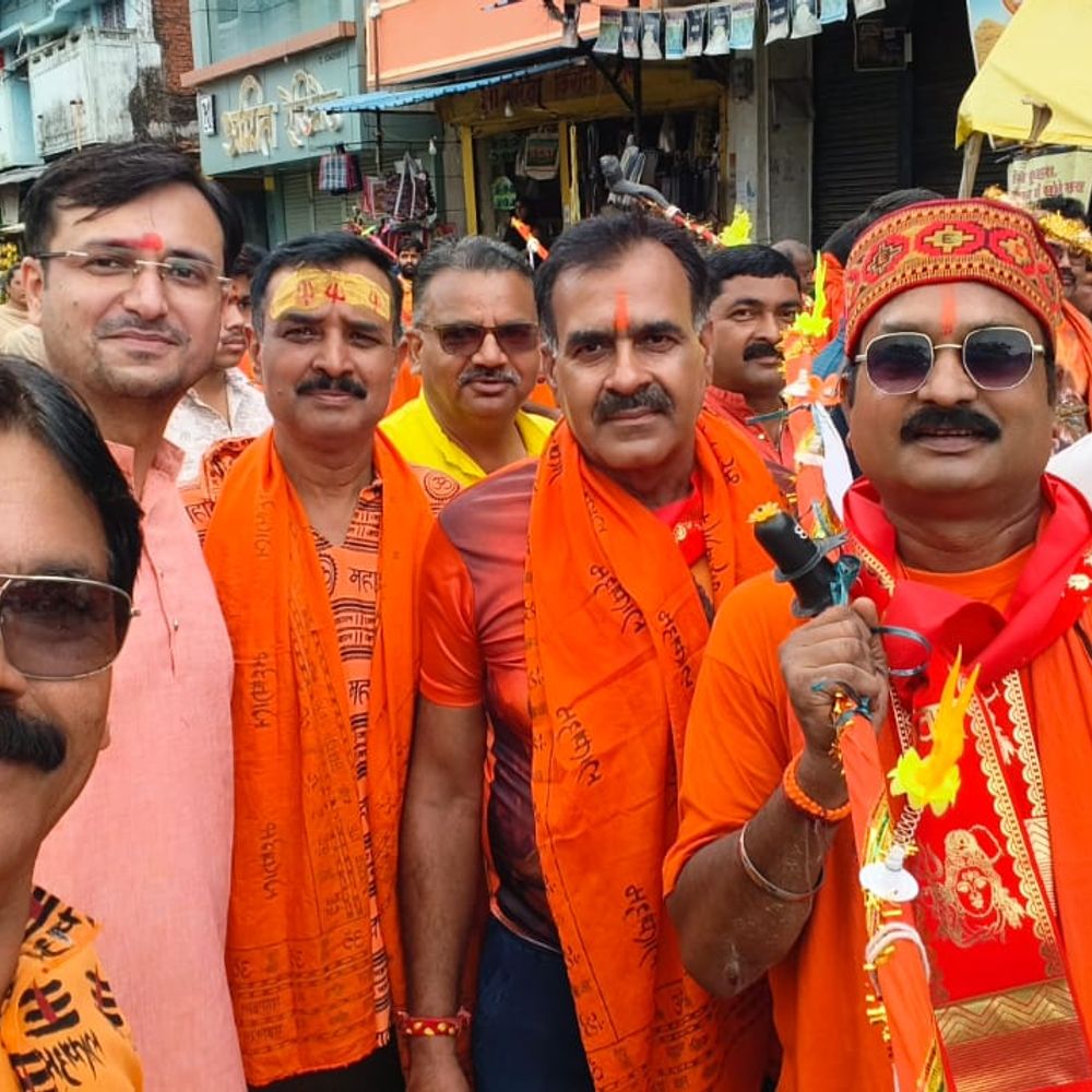 प्रेमबाग से छुरीगढ़ धाम तक निकली कांवड़ यात्रा, किया जलाभिषेक