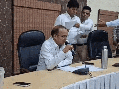 सीकर में निवर्तमान सभापति-पत्नी के वार्ड की नहीं बदली कैटेगरी:उपसभापति के बेटे की जगह अब बहू चुनाव लड़ेगी; जानें वार्ड में कैटेगरी बदलने से क्या असर