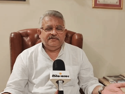 पूर्व मंत्री अंटू मिश्रा का इंटरव्यू:बोले- BSP अब बुलाए तब भी नहीं जाऊंगा, 2022 में विधानसभा चुनाव नहीं लड़ा, 2027 में जरूर लडूंगा
