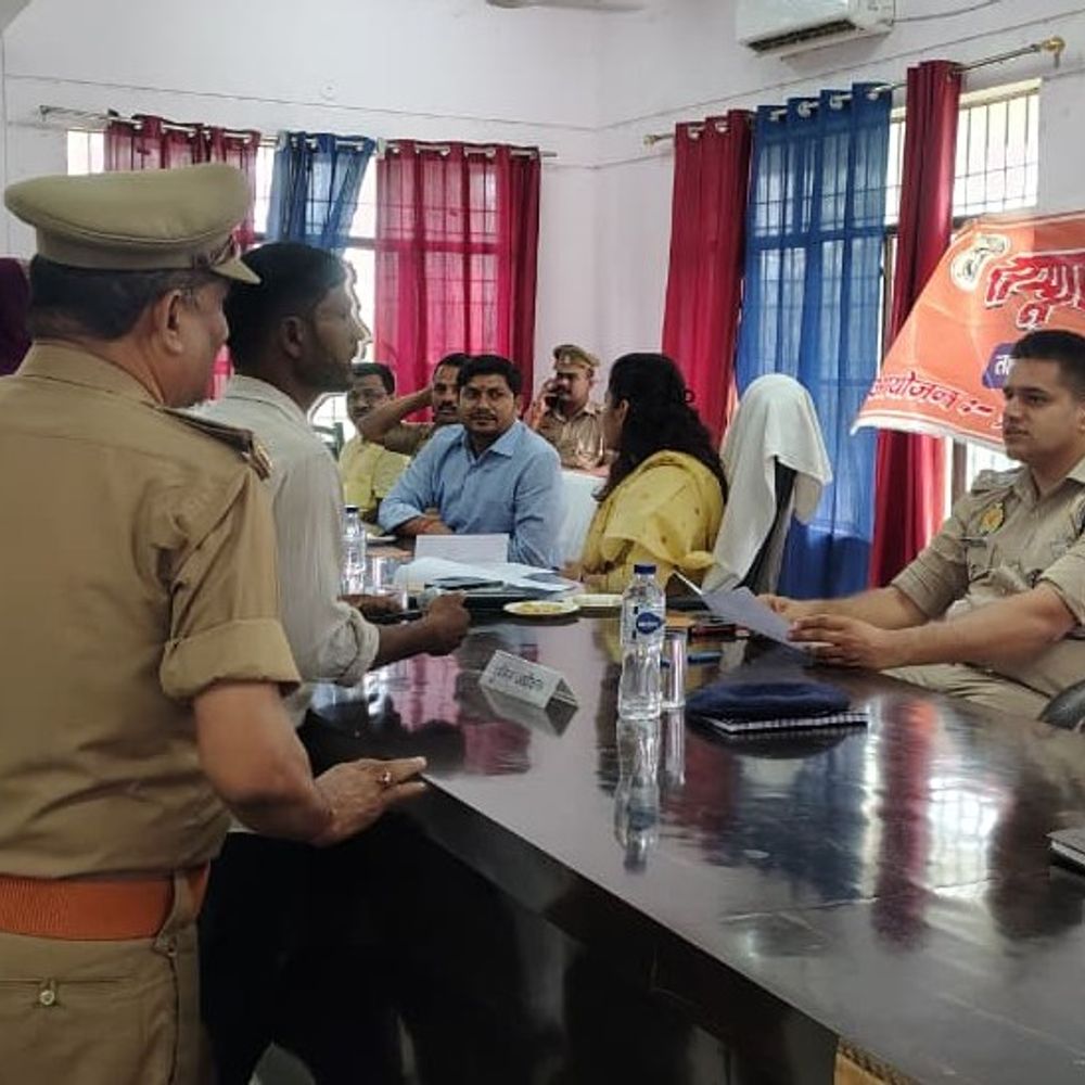 श्रावस्ती में विवाहिता का शव फंदे पर मिला था:मायके पक्ष ने हत्या का आरोप लगाया, एसपी ने FIR के दिए निर्देश