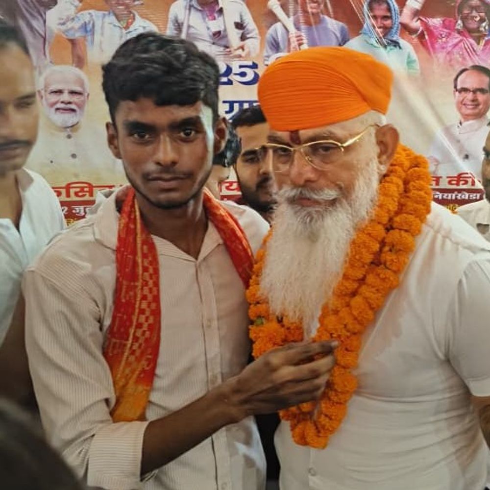 संभल में राज शेखावत ने UGC वापस लेने की मांग:केंद्र सरकार और विपक्ष पर साधा निशाना
