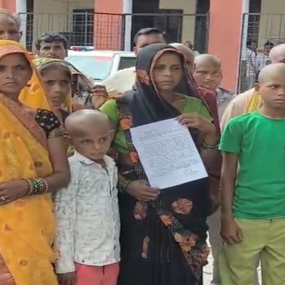 शाहजहांपुर में हत्या के 5 आरोपी फरार:समझौते के लिए परिवार को जान से मारने की धमकी, गिरफ्तारी की मांग