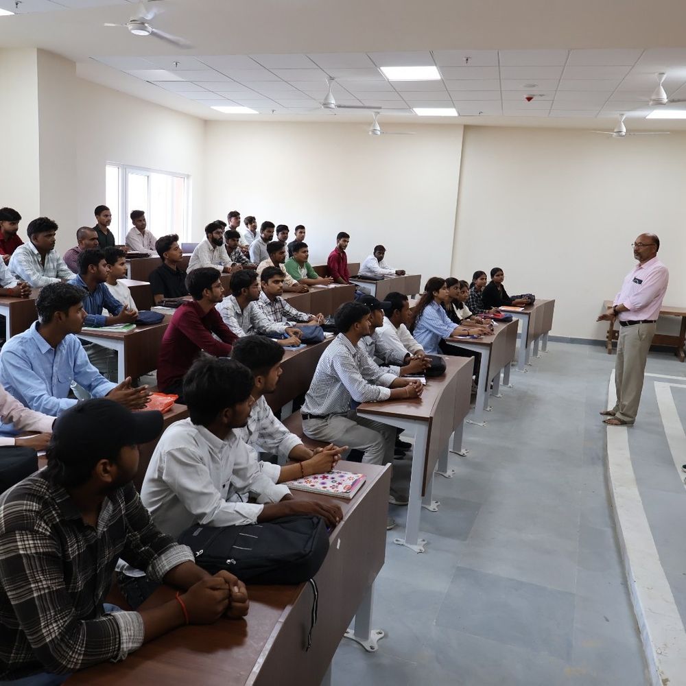 मां पाटेश्वरी विश्वविद्यालय में नए सत्र का आगाज:650 से अधिक दाखिले, प्रवेश की अंतिम तिथि 25 अगस्त तक बढ़ी
