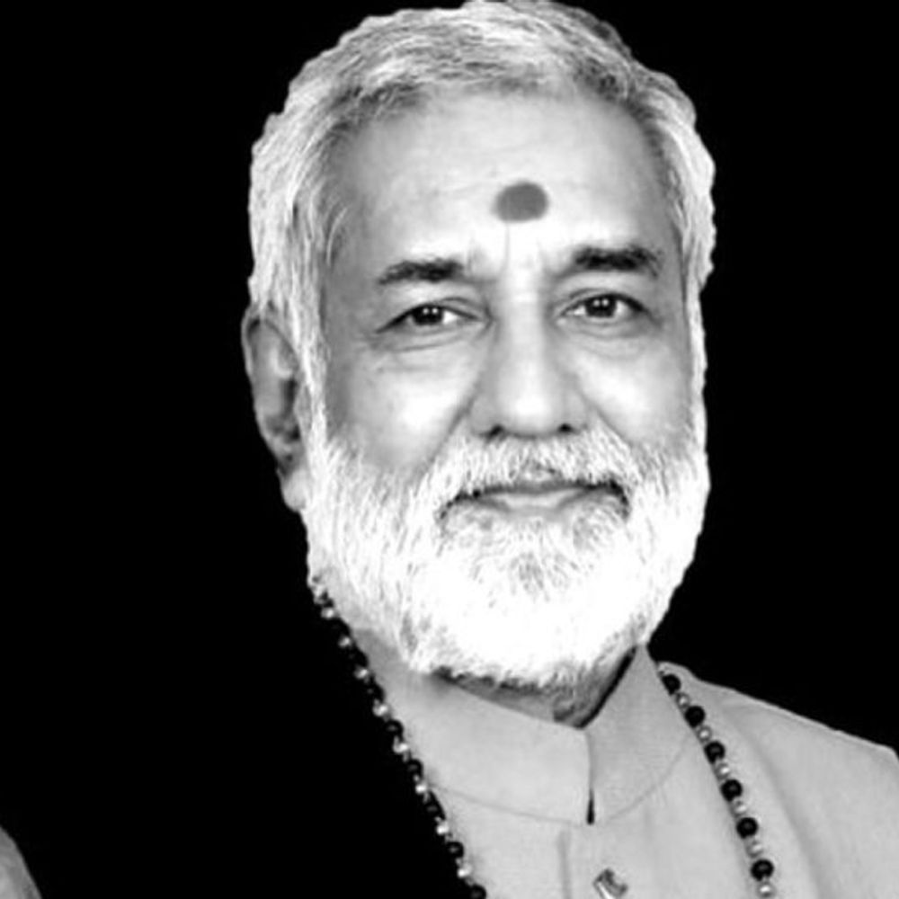 पं. विजयशंकर मेहता का कॉलम:निजता को बनाए रखें और‎ गोपनीयता पर सजग रहें‎