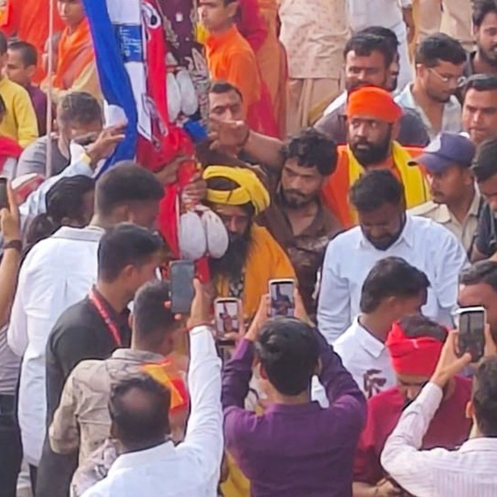 
                 उज्जैन में गोगाजी महाराज की छड़ी यात्रा:गोरखनाथ परंपरा से निकली, दिखी लोक संस्कृति की झलक 
            