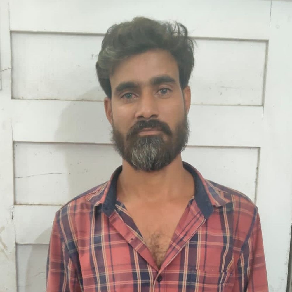 
                 ₹2.16 लाख भरण-पोषण नहीं देने वाला आरोपी मुंबई से गिरफ्तार:मंदसौर से तीन साल से फरार था, 2023 में जारी हुआ था स्थाई वारंट 
            