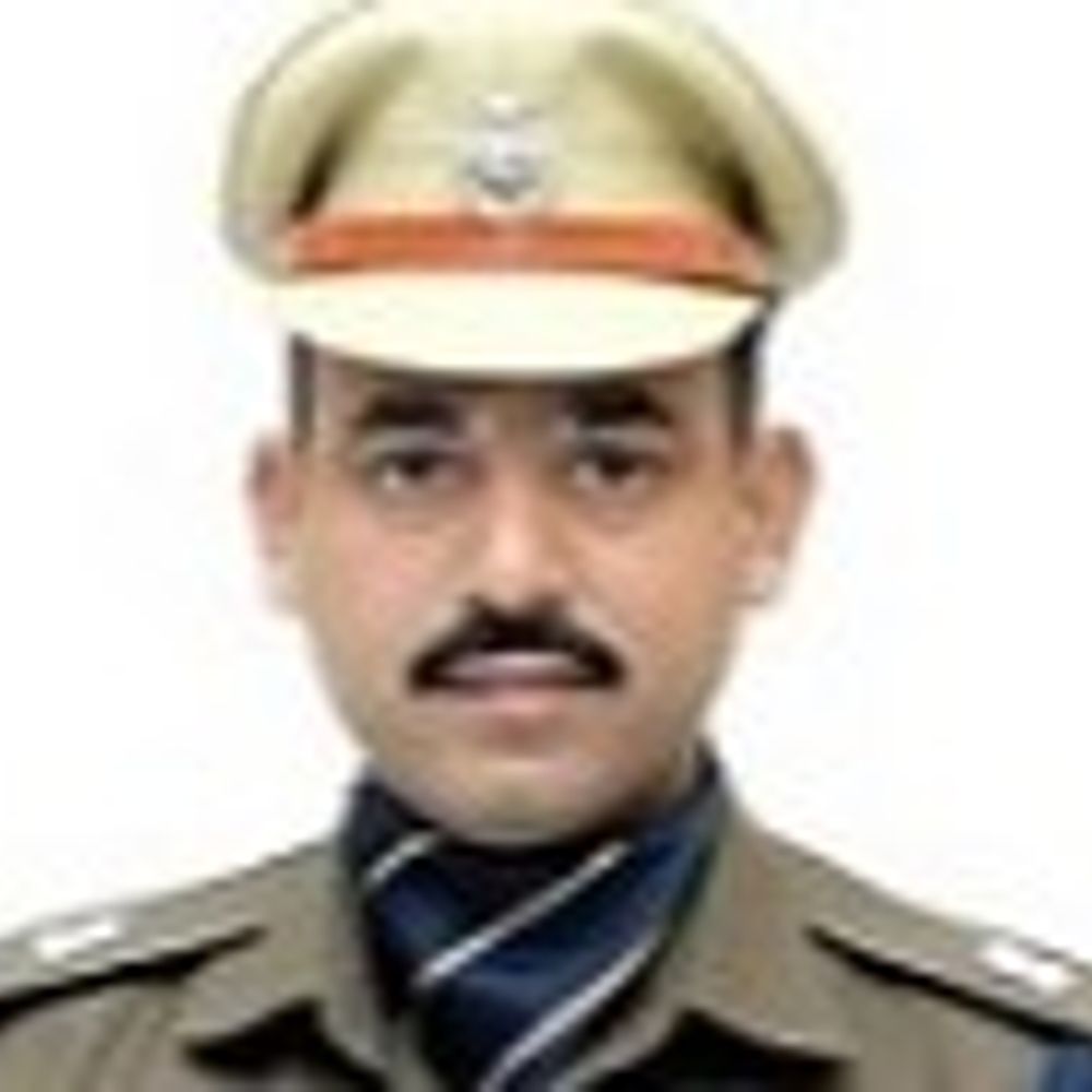 प्रयागराज पुलिस में बड़ा फेरबदल:IPS सागर जैन बने DCP City तो मनीष शांडिल्य को क्राइम की कमान
