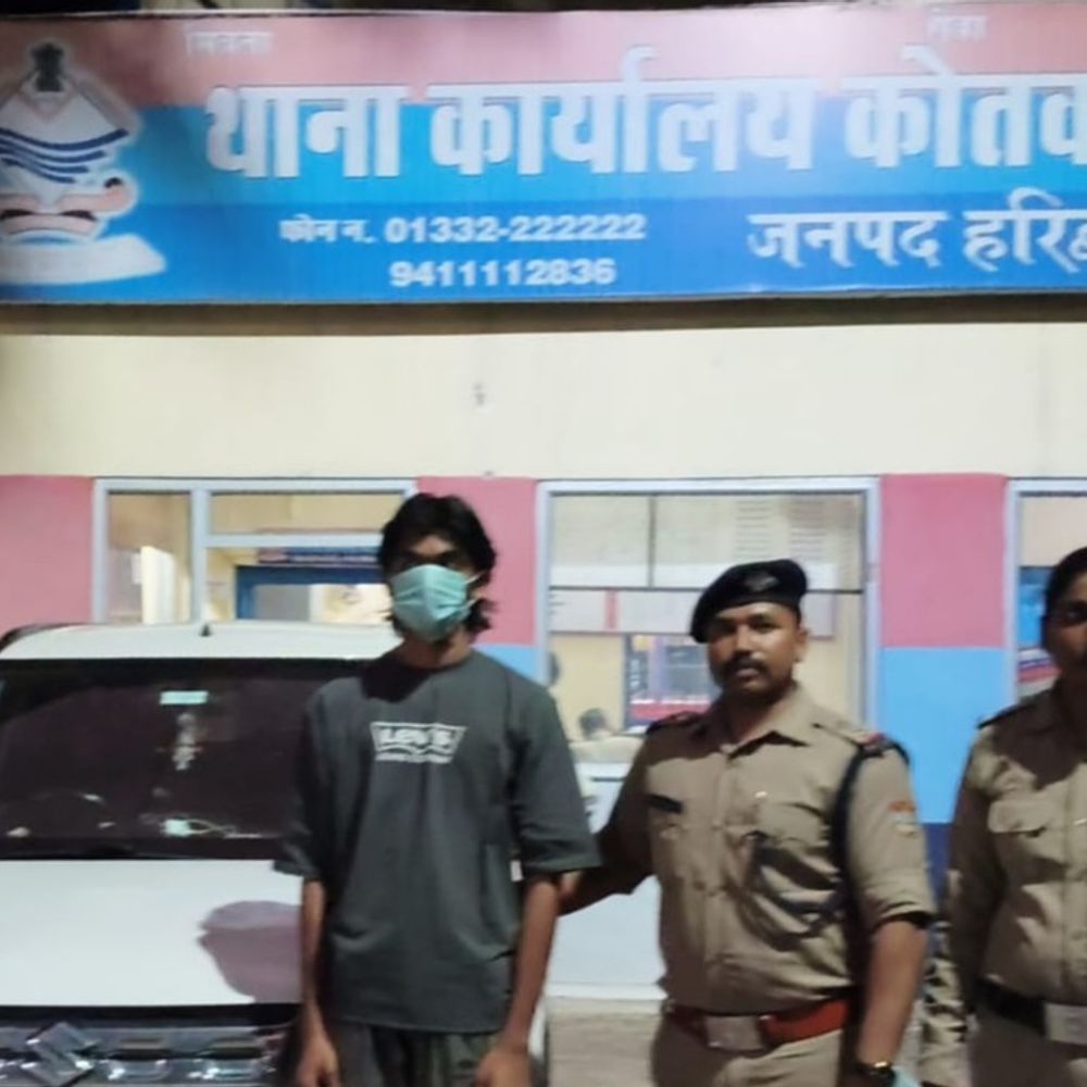 बेटी ने प्रेमी संग मिलकर की मां की हत्या:मेरठ से बरेली दर्शन कराने के बहाने लेकर गई, कार में चाकू से गला रेतकर उत्तराखंड में फेंकी लाश