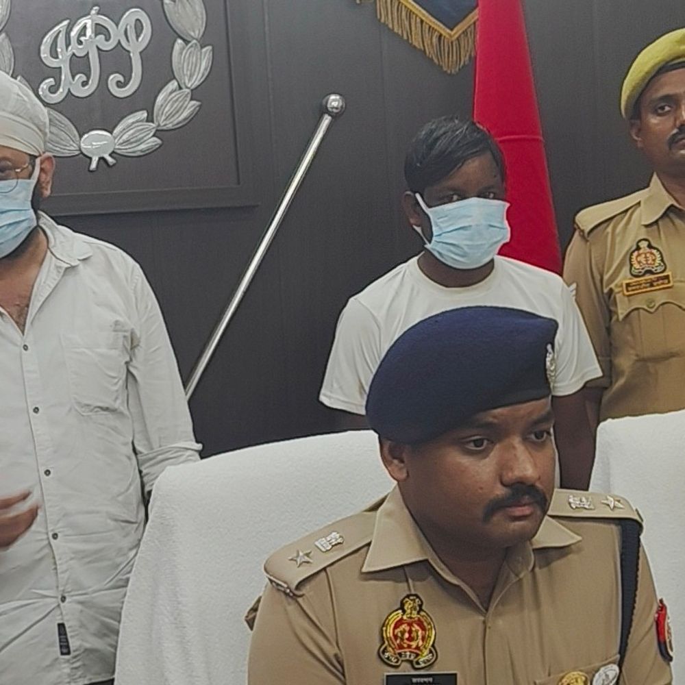 शातिर चेन स्नैचर कालिया गिरफ्तार:131 से ज्यादा चेन स्नेचिंग कर चुका है, 39 मुकदमे दर्ज हैं