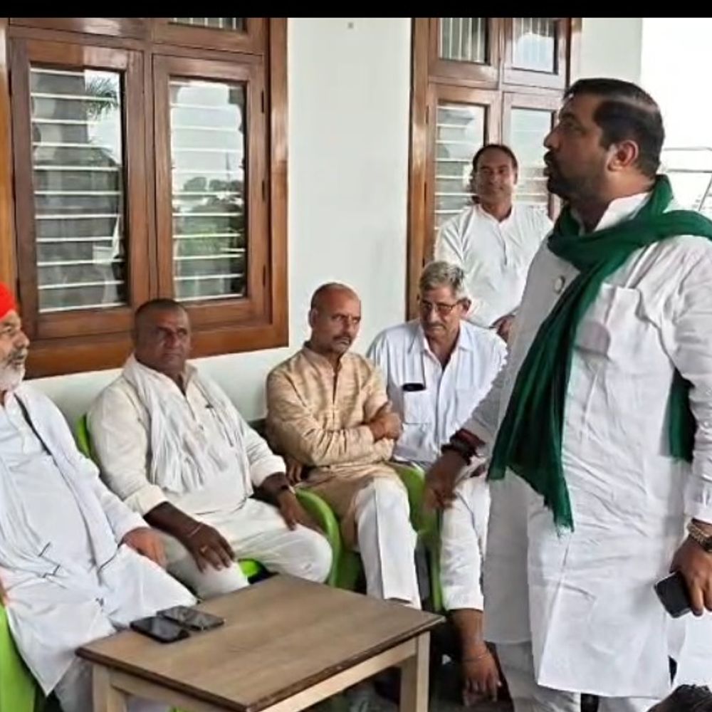 किसान नेताओं के पुलिस वेरीफिकेशन पर भड़के राकेश टिकैत:मुजफ्फरनगर में बोले- पहले सरकार से जुड़े लोगों का डाटा जुटाए पुलिस