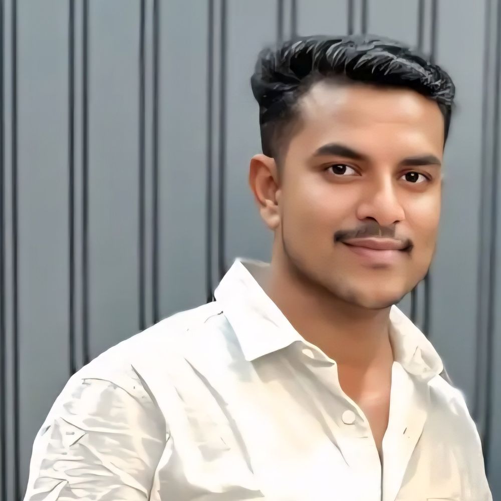 मौर्या एक्सप्रेस से गिरकर 28 वर्षीय युवक की मौत:दोस्त से बोला-'मैं खुद घर आ जाऊंगा',10 दिन पहले दुबई से लौटा था ;आईफोन गायब