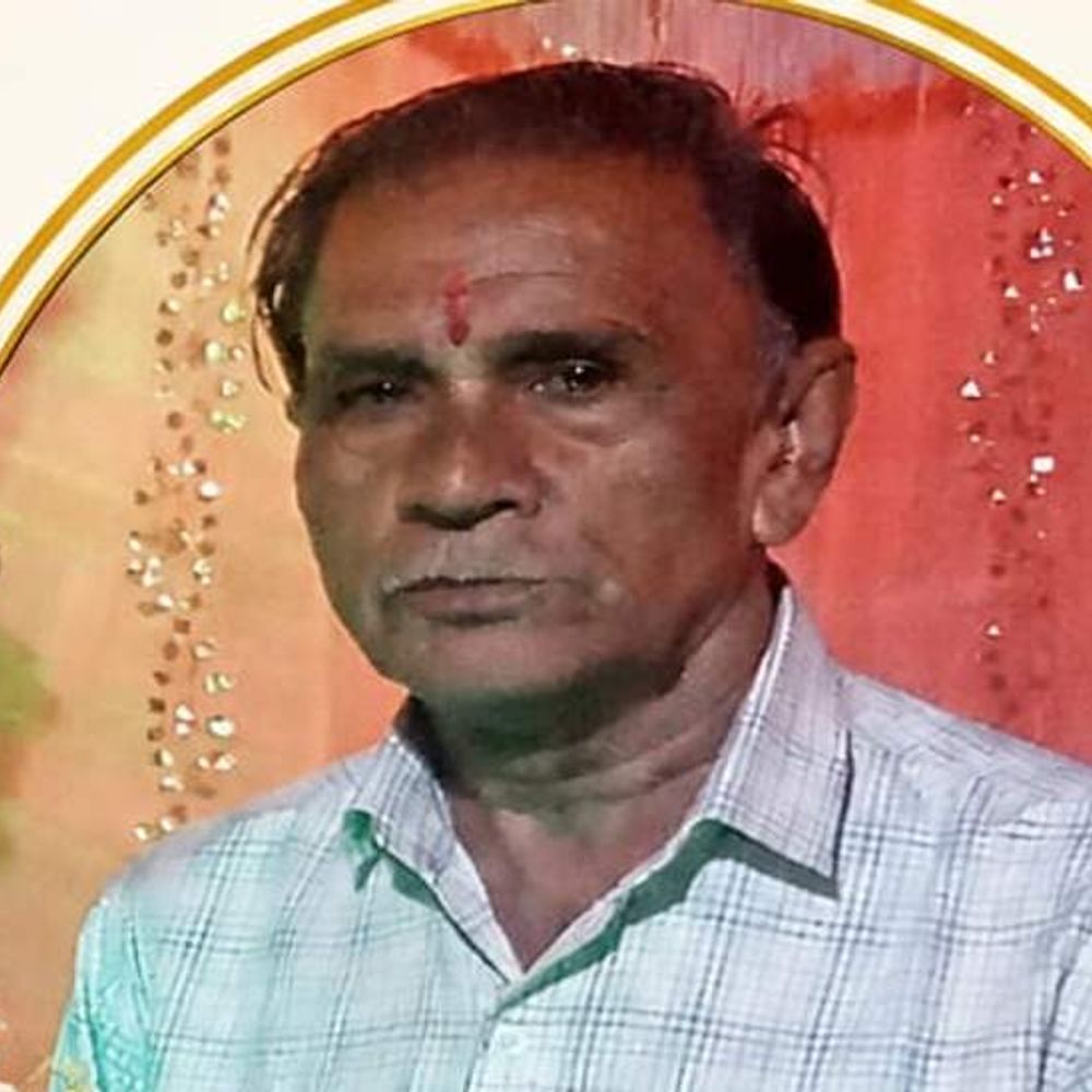 
                 बुलेट सवार ने बुजुर्ग को टक्कर मारी, मौत:इंदौर के पलासिया में हादसा; सीसीटीवी में भागता दिखा आरोपी 
            