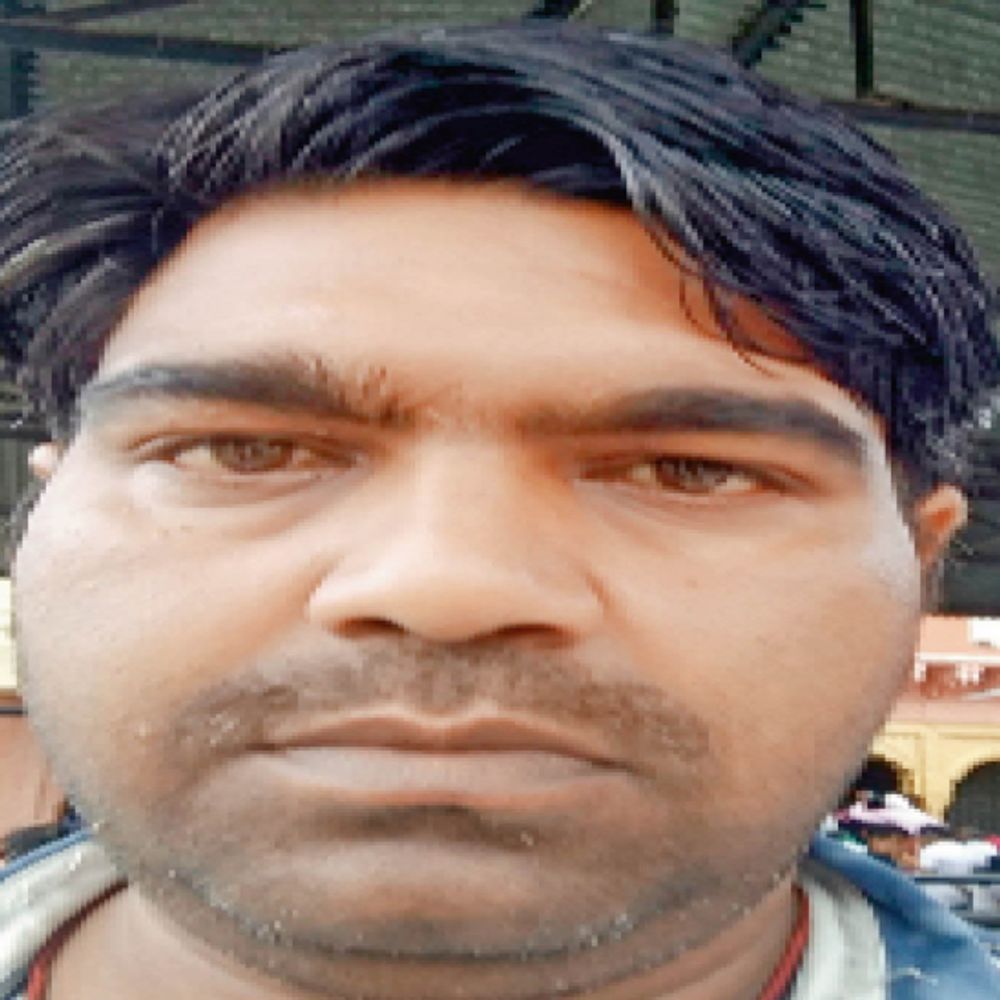 
                 भावनगर शराब कांड:मरने वालों का आंकड़ा 11, रईस की ससुराल भोपाल में 
            
