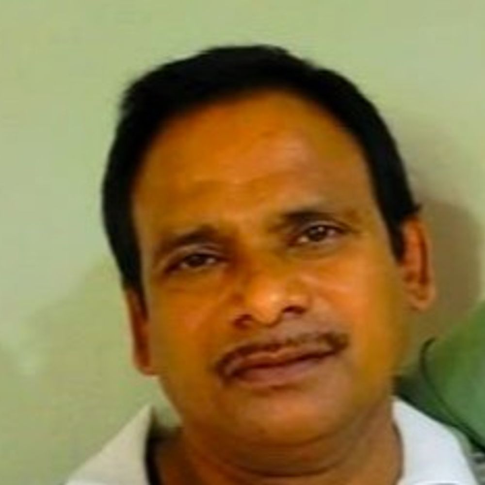 
                 सीएफएल बदलते समय करंट लगने से मौत:सुदामा नगर निवासी युवक की छत पर हुआ हादसा; अस्पताल पहुंचने पर मृत घोषित 
            