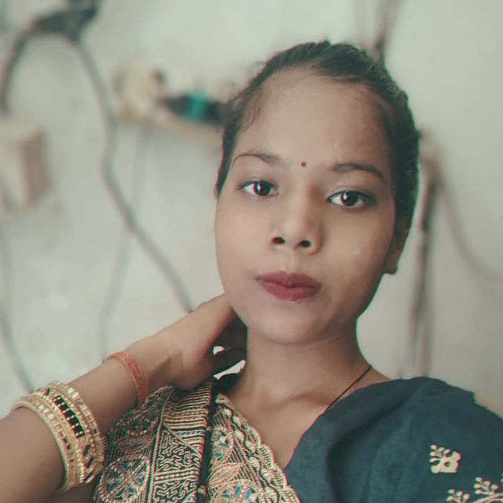 भदोही में दो युवतियों ने जहर खाया, एक की मौत:सहेली का अस्पताल में इलाज, पुलिस जांच जारी
