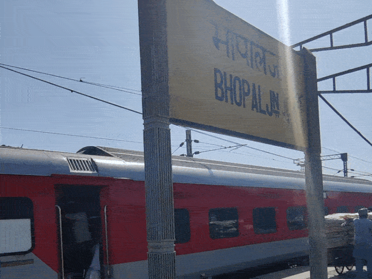 
                 5 अगस्त से LHB कोच के साथ चलेगी भोपाल-ग्वालियर एक्सप्रेस:25 अगस्त से लागू होगा बदलाव, रेलवे ने जारी की नई कोच संरचना 
            