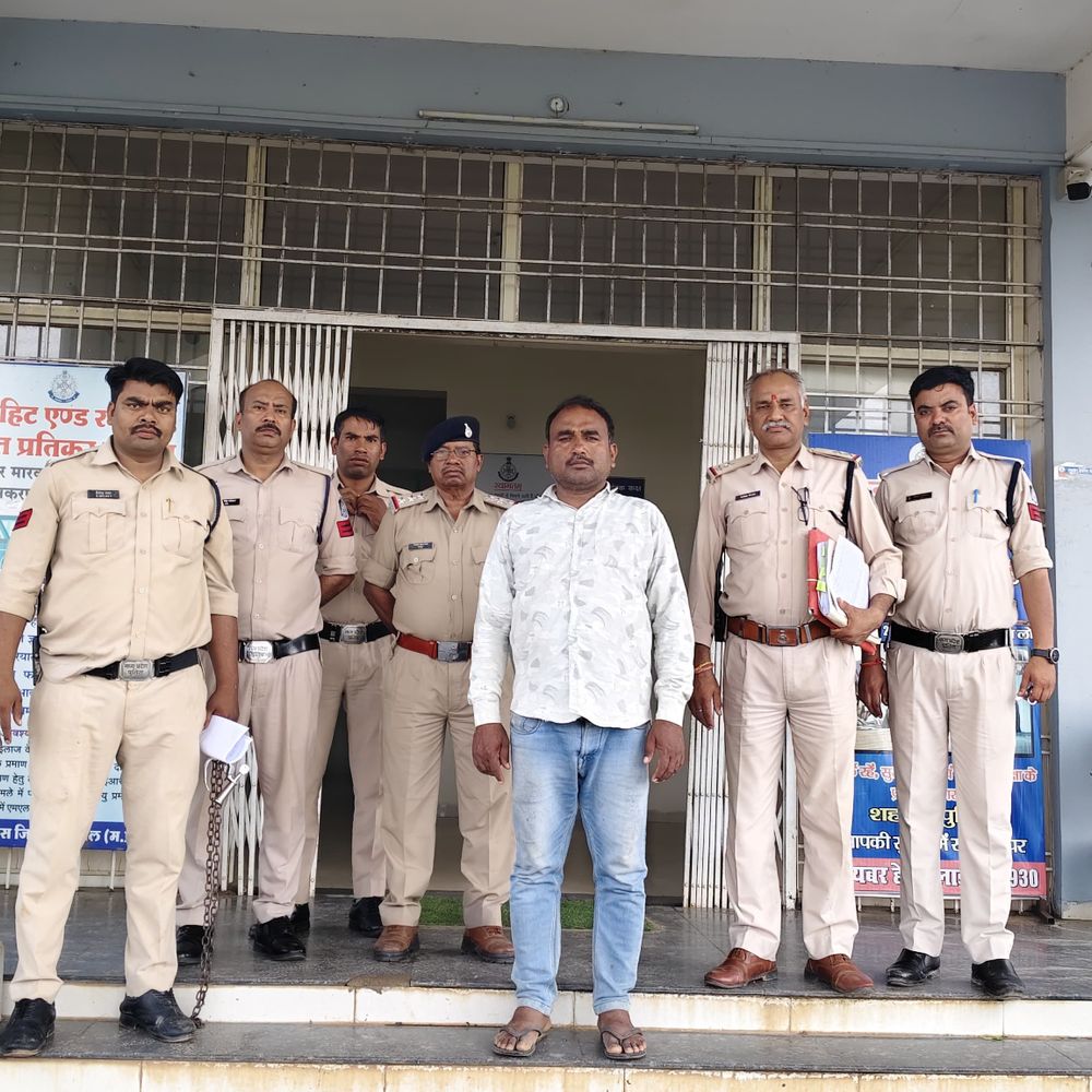 शहडोल में मारपीट केस में फरार आरोपी गिरफ्तार:युवक पर हमले के बाद ससुराल में छिपा था, कोर्ट ने जेल भेजा
