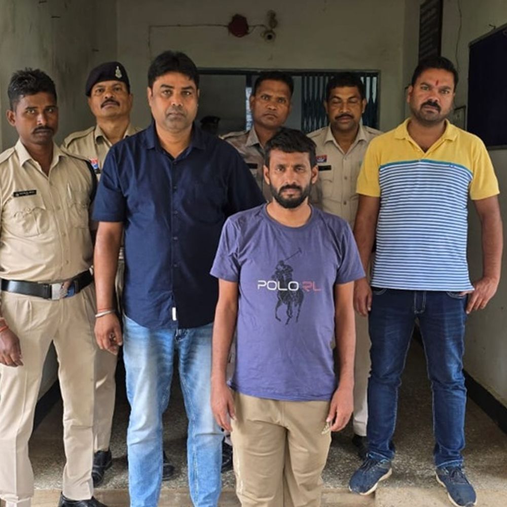 एक करोड़ की उठाईगिरी का आरोपी ओडिसा से गिरफ्तार:ज्वलेरी संचालक से हुई थी ज्वेलरी की उठाईगिरी, गिरोह के अन्य आरोपी फरार