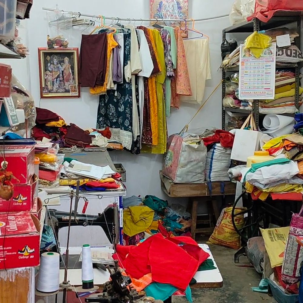 पटना- नाबालिग लड़की को पहले दौड़ाया, फिर मारी गोली:टेलर दुकान में घुसकर दो युवकों ने किया शूट, CCTV खंगाल रही पुलिस