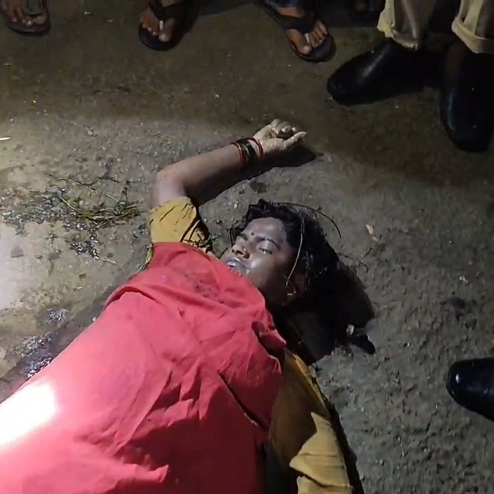 दमोह में सुनार नदी में मिला महिला का शव:पुलिस डेढ़ घंटे देरी से पहुंची, लाश 8 किमी बही, मगरौन की रहने वाली थी