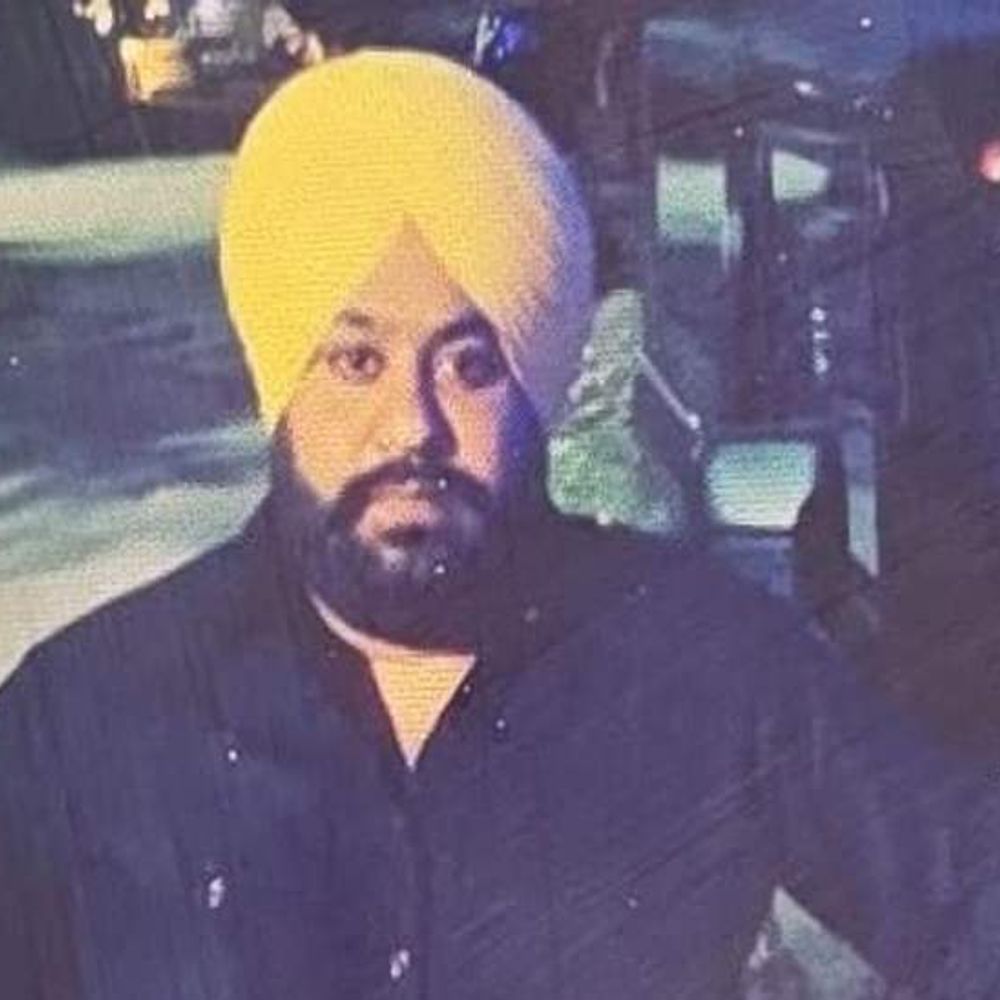 
                 55 लाख की शराब तस्करी में दो और गिरफ्तार:कमीशन पर ग्वालियर-चंबल से अलीराजपुर भेजते थे बीयर; यहां 'लालटेन' नाम से बिकती है 
            