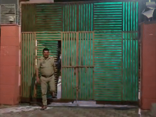 बालिका गृह में दो बच्चियों ने सहेली को डुबोकर मारा:मथुरा में रो-रोकर नाटक करती रहीं, पकड़ाईं तो बोलीं- घर जाना था, इसलिए ऐसा किया