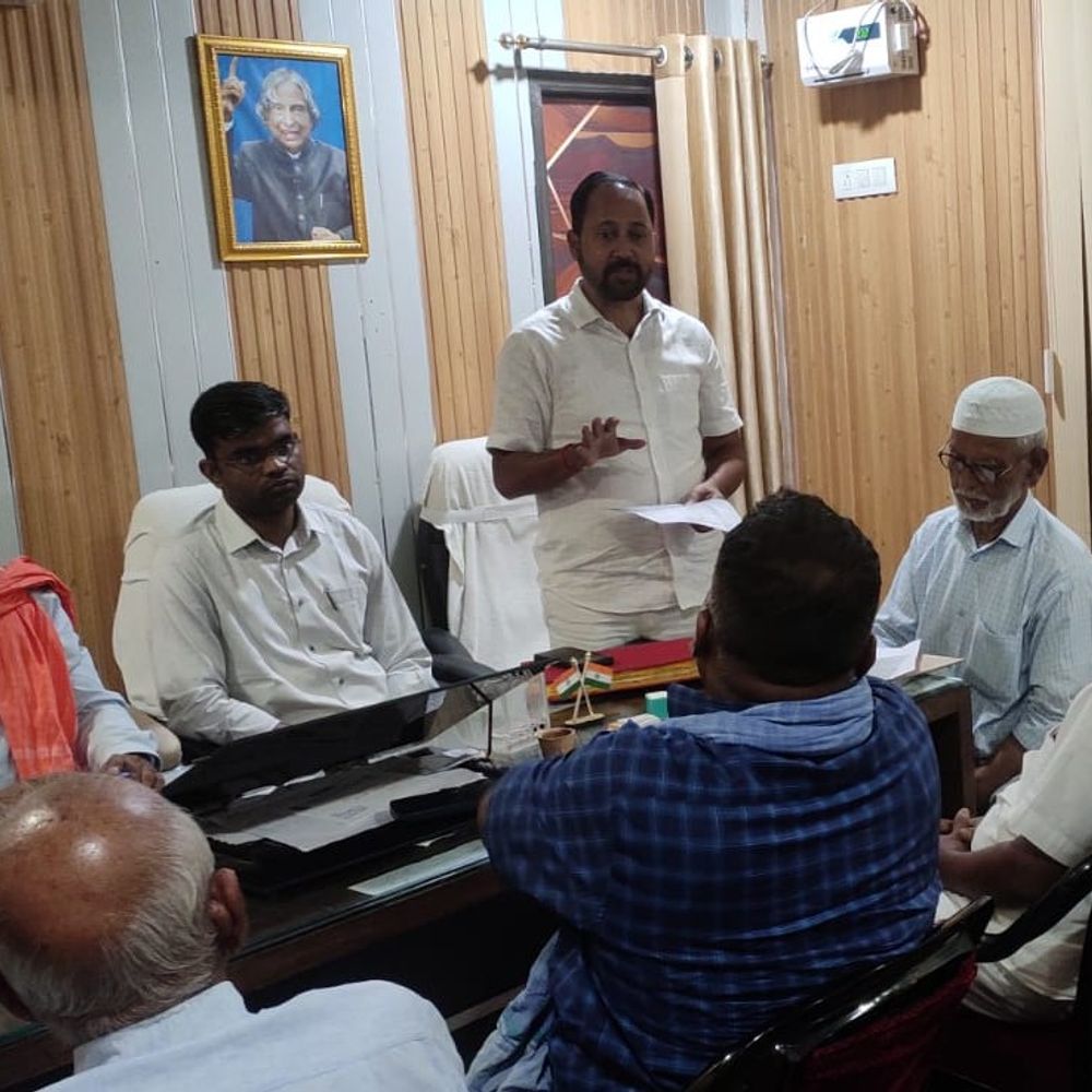 'सफाई व्यवस्था दुरुस्त नहीं हुई तो कार्रवाई':अररिया में जमादार को सुधार की हिदायत, नगर परिषद बैठक में सफाई व्यवस्था पर चर्चा