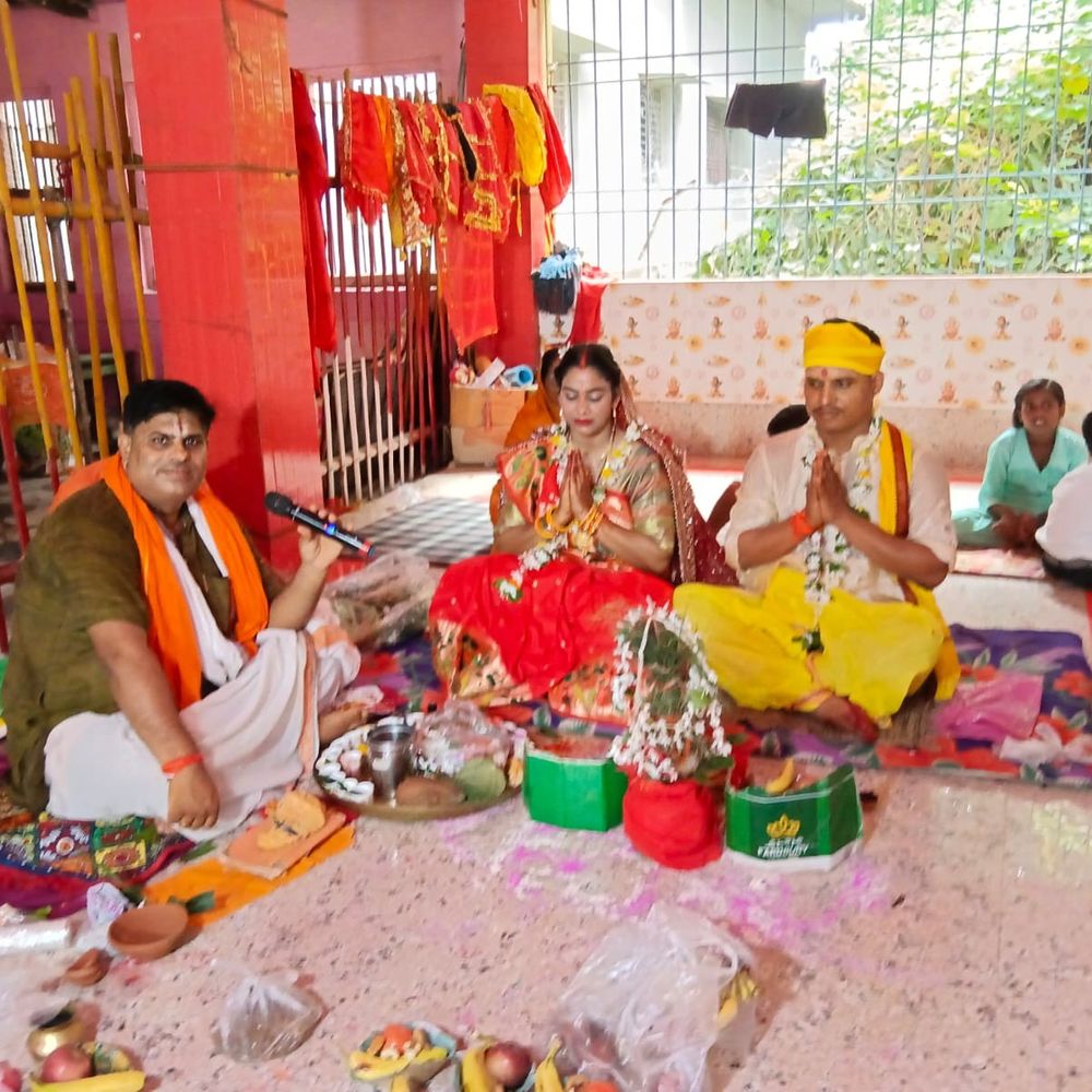 नावानगर थानेश्वर मंदिर में अंतिम सोमवारी पर शिव-पार्वती की पूजा:1920 से चली आ रही परंपरा, पुलिसकर्मी और ग्रामीण हुए शामिल