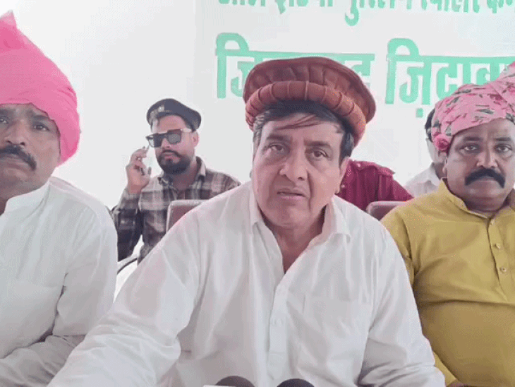 
                 मिलादुन्नबी जुलूस में दिखेगी गंगा-जमुनी तहजीब:इतवारा मस्जिद से शुरू होकर इमामी गेट पर होगा समापन; अलग-अलग संगठनों से एक मंच पर आने की अपील 
            