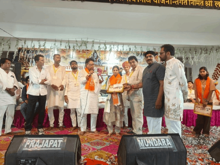 लाखोटिया भजन संध्या में पुष्कर की मानसी आईं प्रथम:भांग तेरी शिवनाथ गाने वाले जितेन्द्र राव आए द्वितीय, रंगीला शंभू... गायक हार्दिक ने पाया तीसरा स्थान