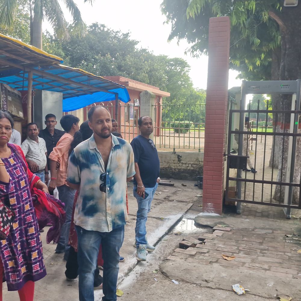 नालंदा विश्वविद्यालय परिसर 4.5 घंटे बंद:संसदीय दल के दौरे से सैकड़ों पर्यटक हुए निराश
