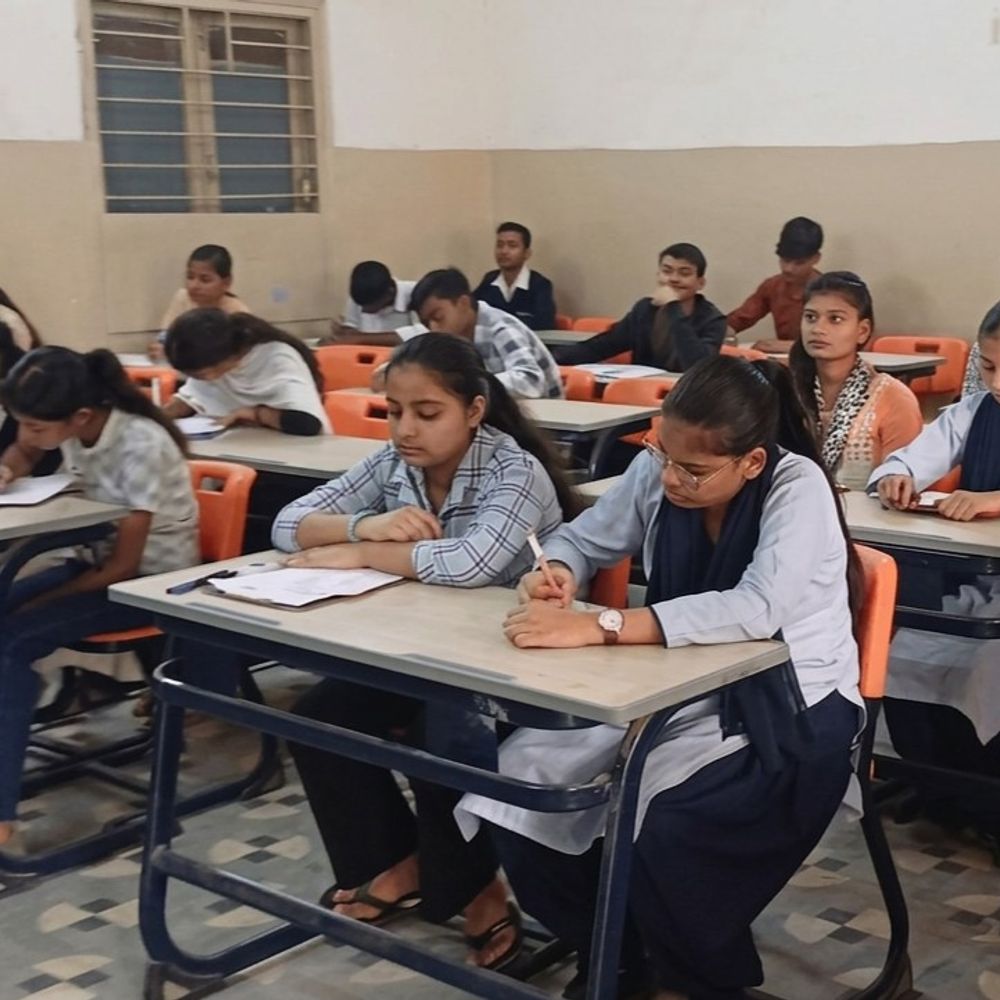 दशमोत्तर छात्रवृत्ति आवेदन की समय-सारिणी जारी:नवीनीकरण छात्र 15 सितंबर, नए विद्यार्थी 31 अक्टूबर तक कर सकेंगे आवेदन