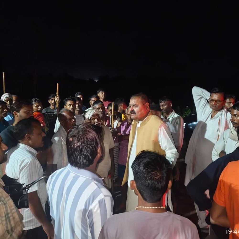 बांदा में नाले के तेज बहाव में बहे 4 लोग:3 की डूबने से मौत, शव बरामद; 1 को सुरक्षित निकाला गया