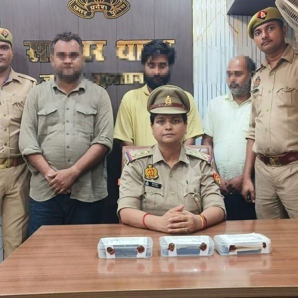 साइबर ठगी के 3 आरोपी गिरफ्तार, 75 शिकायतें थीं दर्ज:सुल्तानपुर में लिंक भेजकर खातों से पैसे निकाले, लोन दिलाने के नाम पर खाते हथियाए