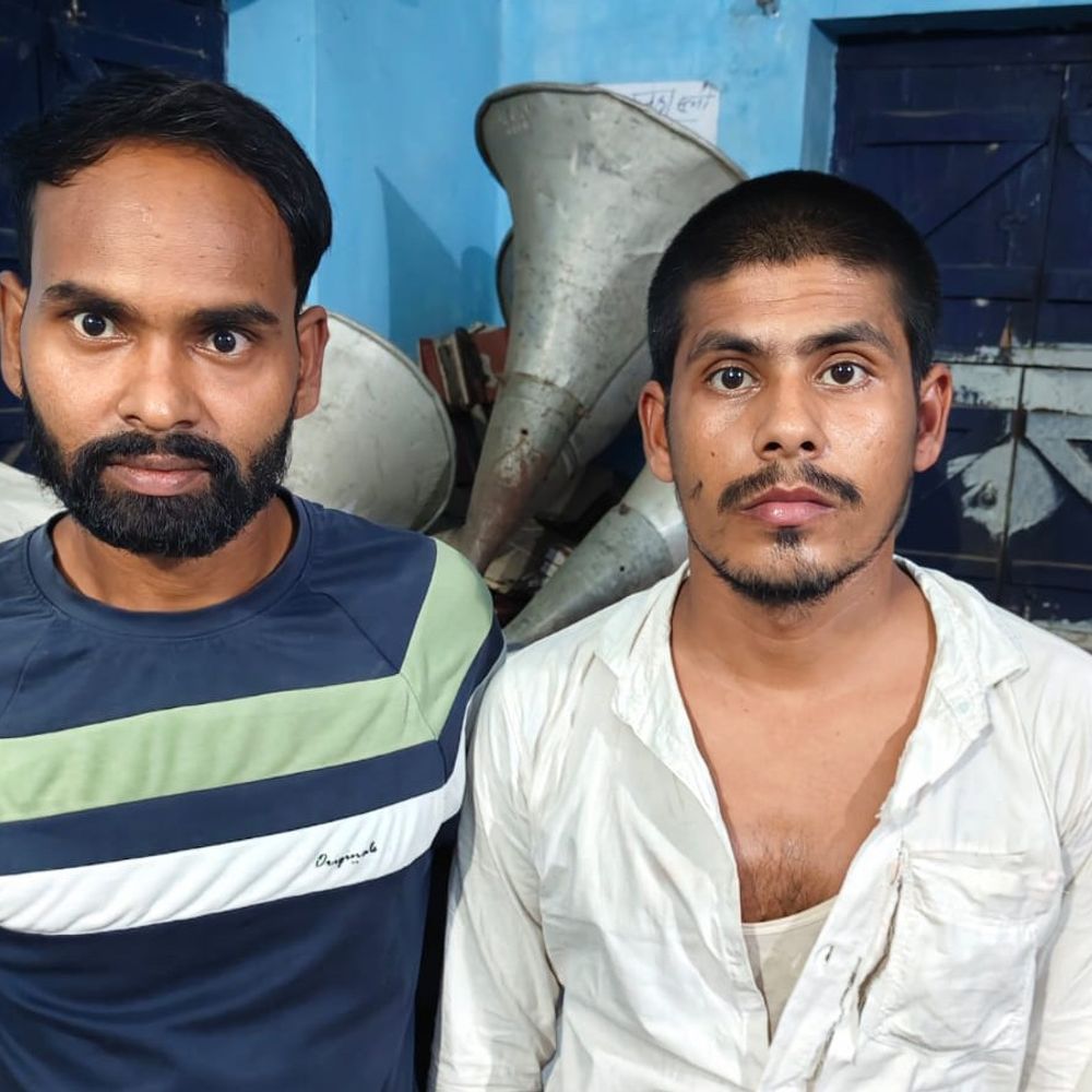 मधेपुरा में 1510 बोतल नशीली कफ सिरप पकड़ी:सहरसा के तरफ से लाई जा रही थी, नालंदा-पटना के 2 तस्कर अरेस्ट; कार जब्त