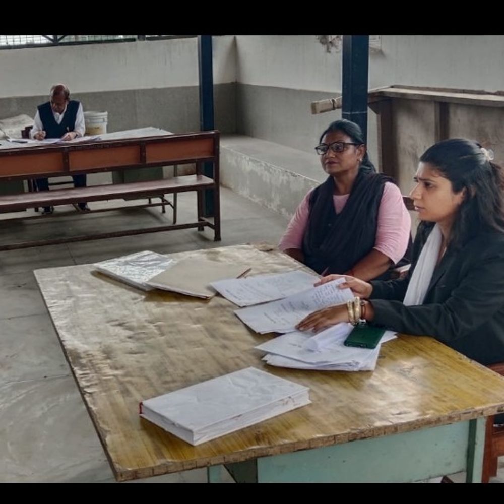 हाथरस में 'मीडिएशन फॉर द नेशन 3.0' अभियान:दो वैवाहिक विवादों का कराया निस्तारण, आपसी समझ से कराया समझौता
