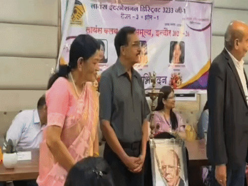 
                 लायंस क्लब ऑफ इंदौर अमूल्य का 11वां संस्थापन समारोह:नवनिर्वाचित अध्यक्ष पी.एन.श्रीवास्तव बोले- स्वच्छता और हरियाली के साथ मानव सेवा रहेगा मुख्य फोकस 
            