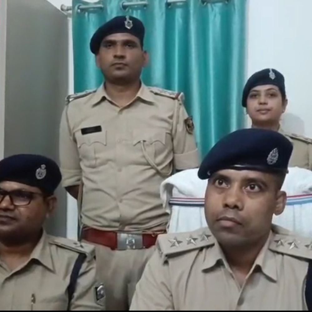 सहरसा मे बिहरा पुलिस ने 3.070KG गांजा पकड़ा:बाइक व मोबाइल भी जब्त, तस्कर अरेस्ट; गुप्त सूचना पर कार्रवाई