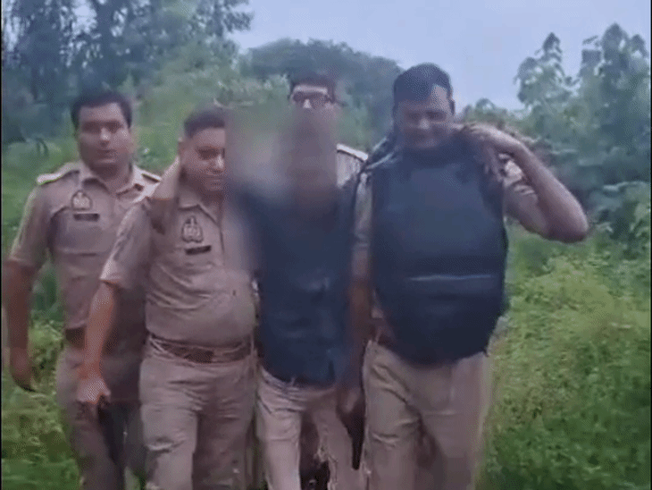 रामपुर में मुठभेड़ में 25 हजार का इनामी बदमाश गिरफ्तार:पुलिस की जवाबी फायरिंग में पैर में लगी गोली; अस्पताल में भर्ती