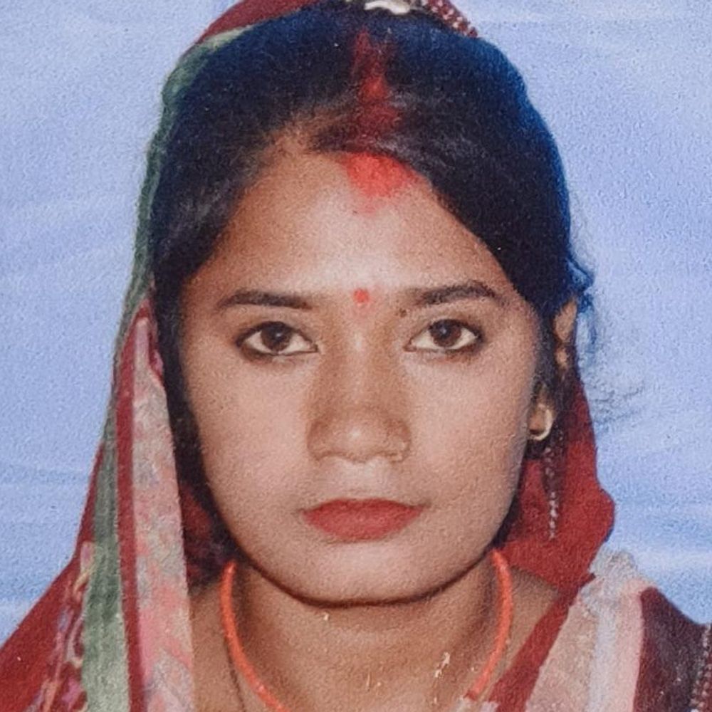 सजेती में 25वर्षीय महिला का शव फंदे से लटका मिला:कमरे की चौखट में कुंडी के सहारे लगाई फांसी मौत, फोरेंसिक टीम ने जुटाए साक्ष्य