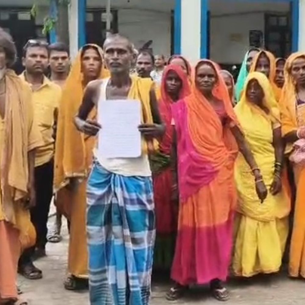 सहरसा में अतिक्रमण हटाने में भेदभाव का आरोप:महादलितों ने DM से मांगी मदद, सरकारी जमीन पर चयन के साथ कार्रवाई