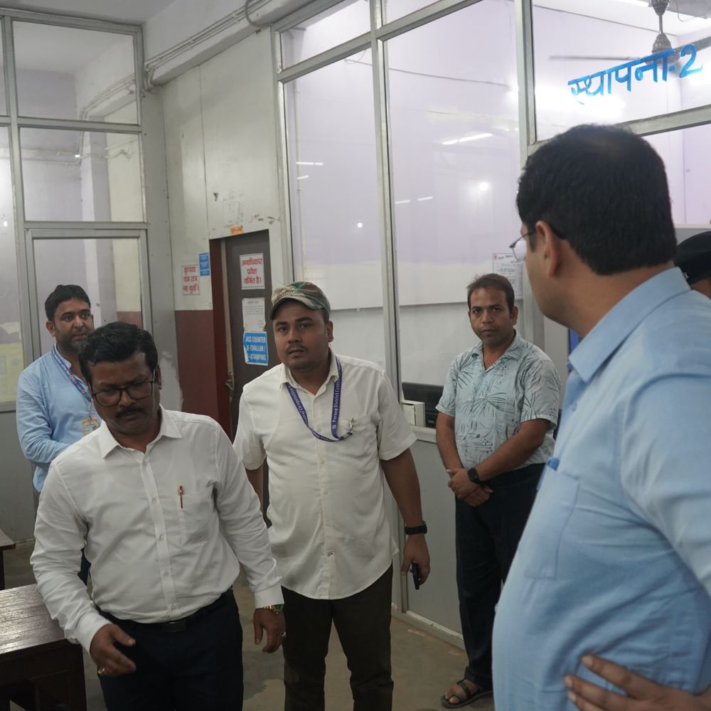 अररिया में DM ने पेपरलेस रजिस्ट्री व्यवस्था का जायजा लिया:जिला निबंधन कार्यालय का इंस्पेक्शन कर जागरूकता बढ़ाने के निर्देश दिए