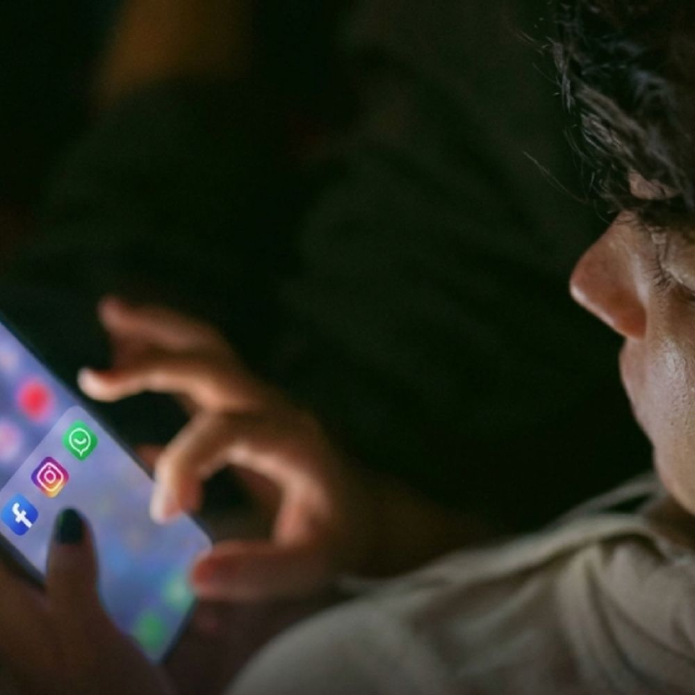 अमेरिकी बच्चे रात में नहीं चला पाएंगे फेसबुक-इंस्टाग्राम:डेली लिमिट भी तय होगी; मेटा और अमेरिकी राज्यों के बीच ₹1.59 लाख करोड़ का समझौता