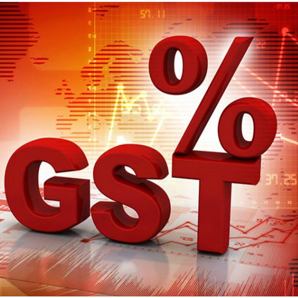 
                 ई-वे बिल और यूपीआई पेमेंट से टैक्स चोरी:GST - 9 साल बाद भी कई पेचीदगियां 8 हजार केसों में 12 हजार करोड़ अटके 
            