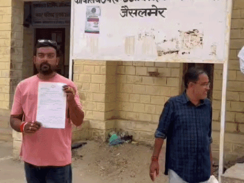 जैसलमेर में पहले दिन एक भी नामांकन नहीं:45 वार्ड के लिए अब तक 200 फॉर्म ले गए उम्मीदवार; 24 घंटे चालू रहेगा कंट्रोल रूम